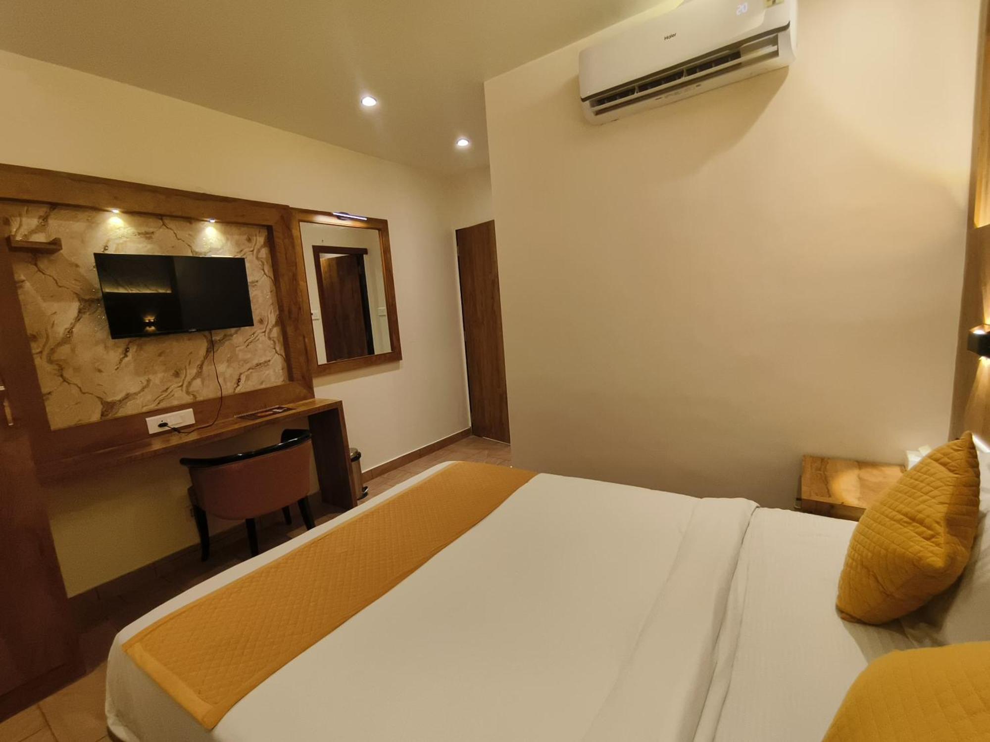 Hotel Riva International Goregaon- Near Nesco Mumbai Exteriör bild