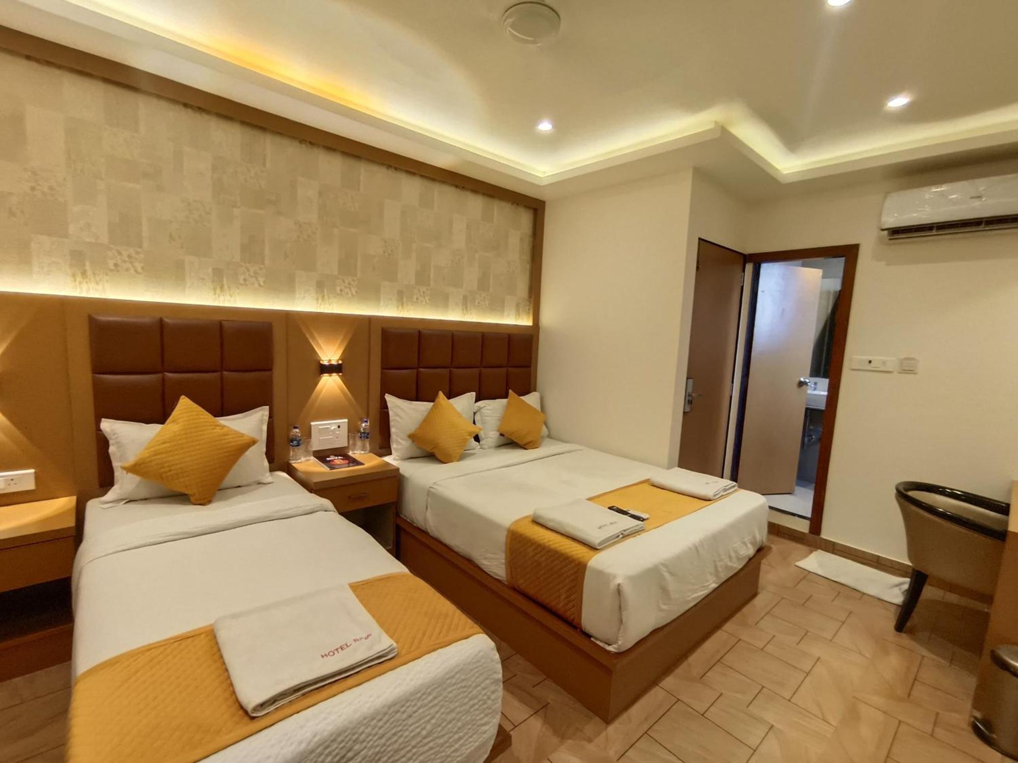 Hotel Riva International Goregaon- Near Nesco Mumbai Exteriör bild